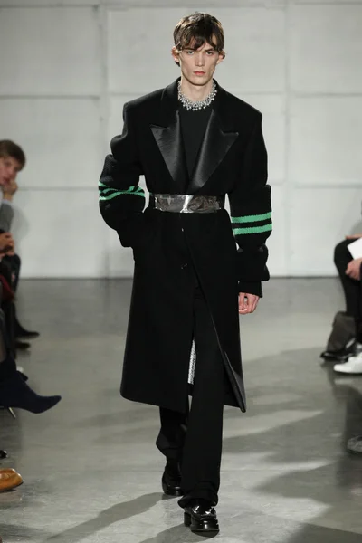 Look 39
